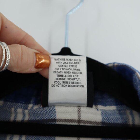 Stranger Things Netflix Mens L Blue Grunge Alt Staple Casual Contemporary 80's - Picture 4 of 13